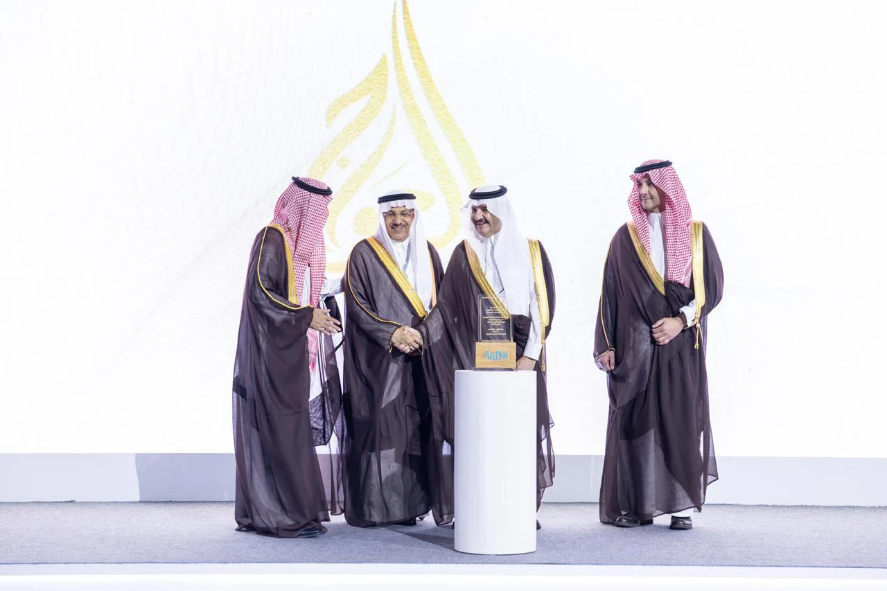 Chairman Honored By The Governor Of The Eastern Province For Supporting The Shumua Al Amal Autism Center